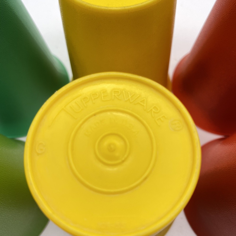 6 Vintage Tupperware Cups Tumblers #109-33,36,38,37. Red Green Yellow No Lids - Picture 5 of 5